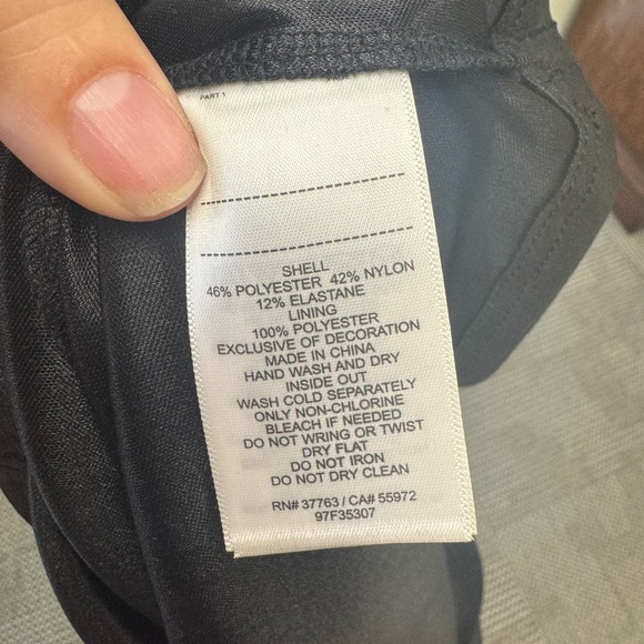 Laundry by Shelli Segal Black & Gold Shimmer One Shoulder Cocktail Dress, size 4 - Picture 8 of 8